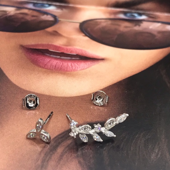 Sterling Silver 925 Asymmetric Stud Earrings - Picture 2 of 5